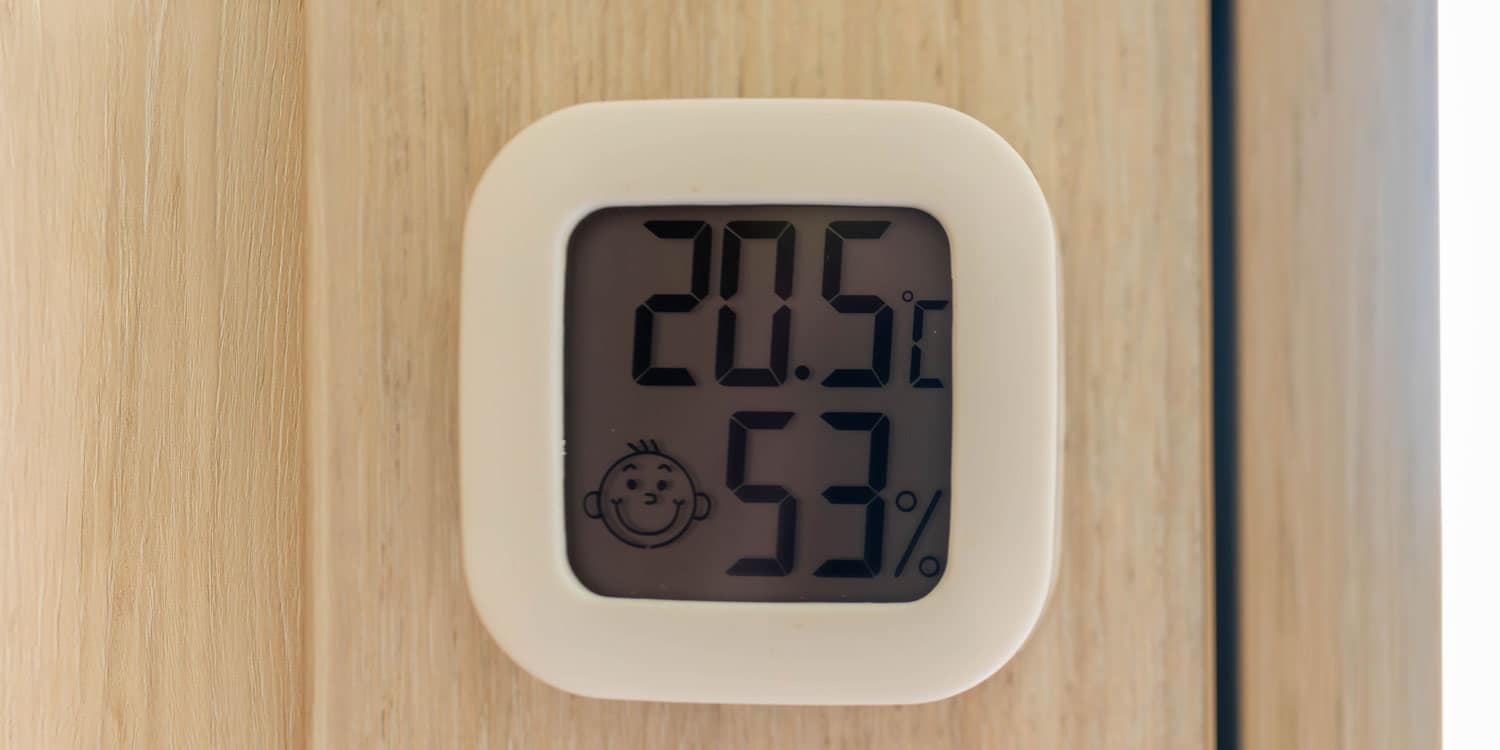 humidity monitor on wall